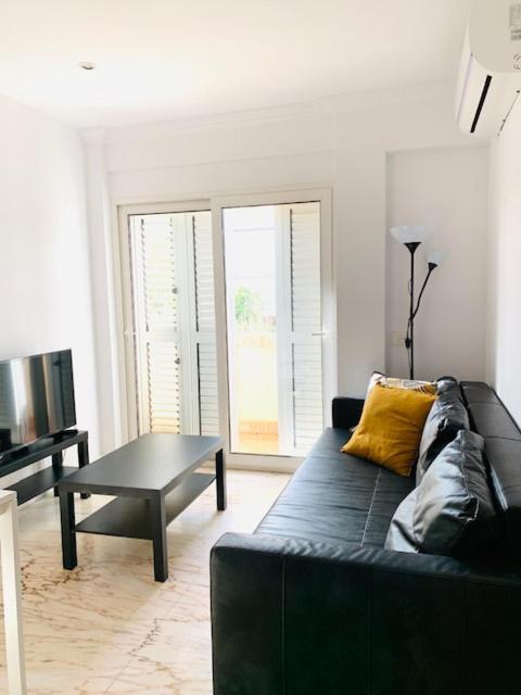 Apartamentos Playa Centro เบนิสกัสซิม ภายนอก รูปภาพ