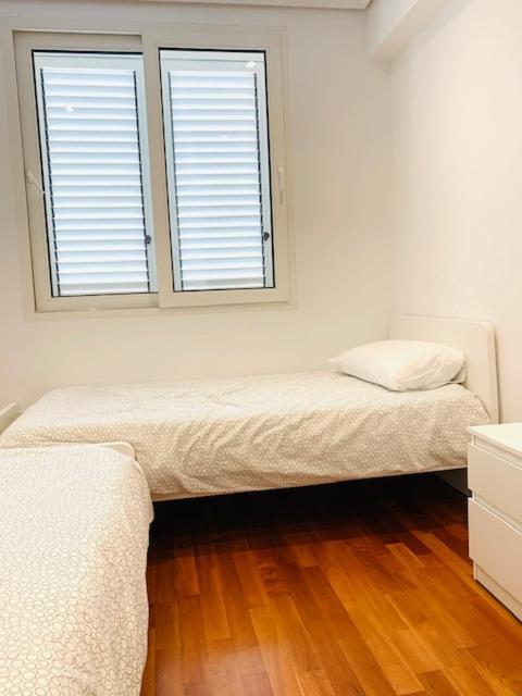 Apartamentos Playa Centro เบนิสกัสซิม ภายนอก รูปภาพ